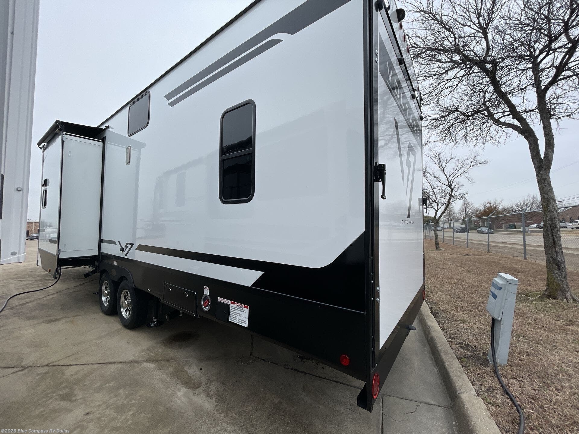2025 Voltage V-Series 3500 by Dutchmen from Blue Compass RV Dallas in Mesquite, Texas