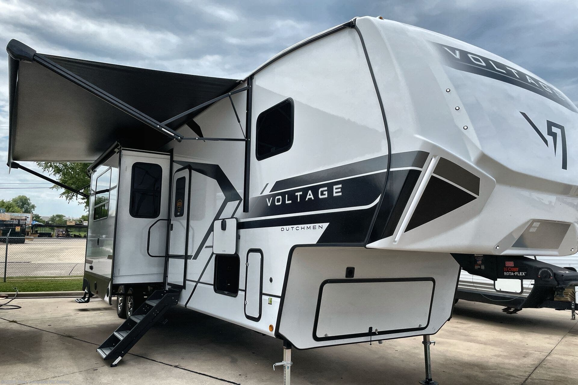 2026 Voltage V-Series 3850 by Dutchmen from Blue Compass RV Dallas in Mesquite, Texas