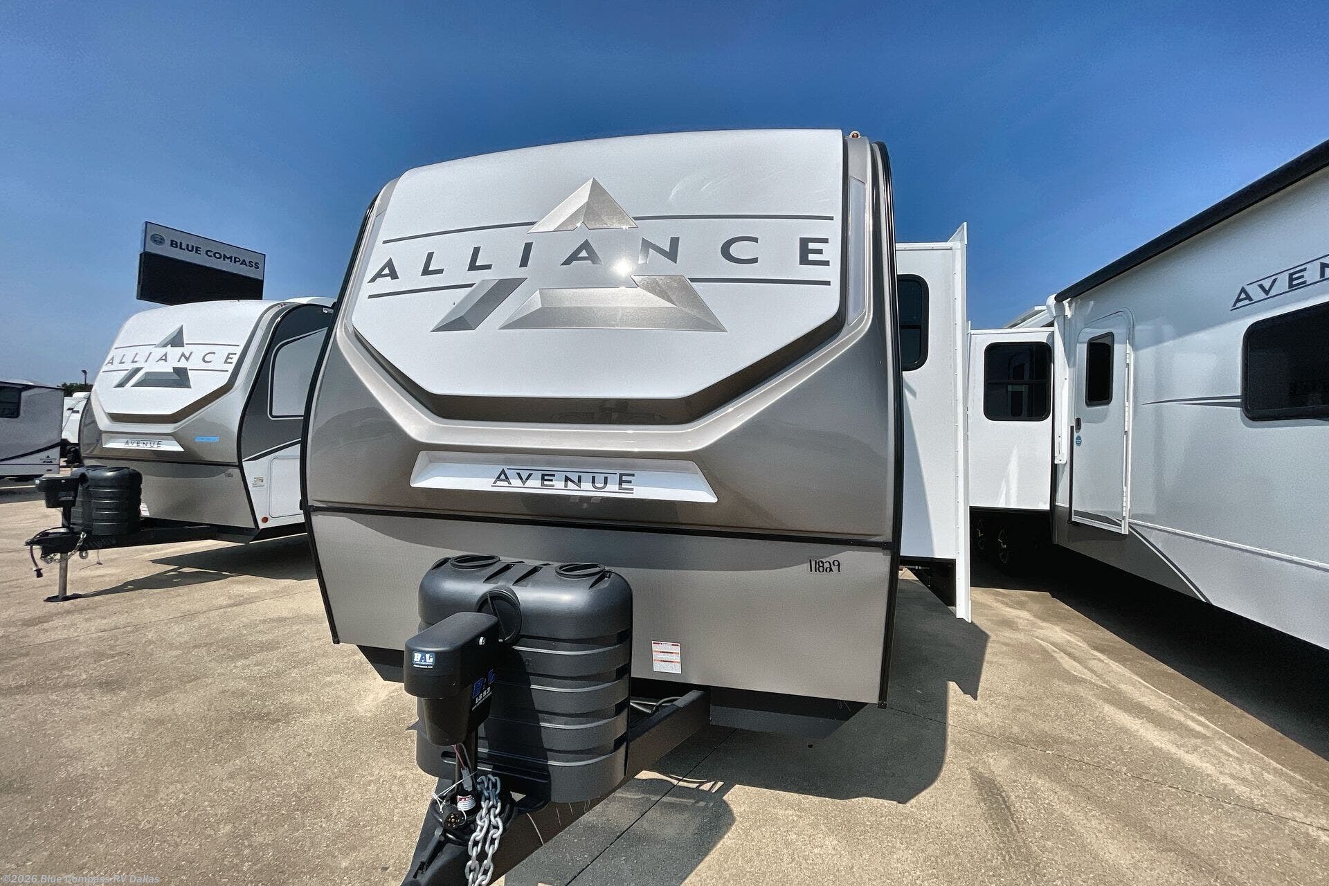 2026 Avenue 332RL by Alliance RV from Blue Compass RV Dallas in Mesquite, Texas