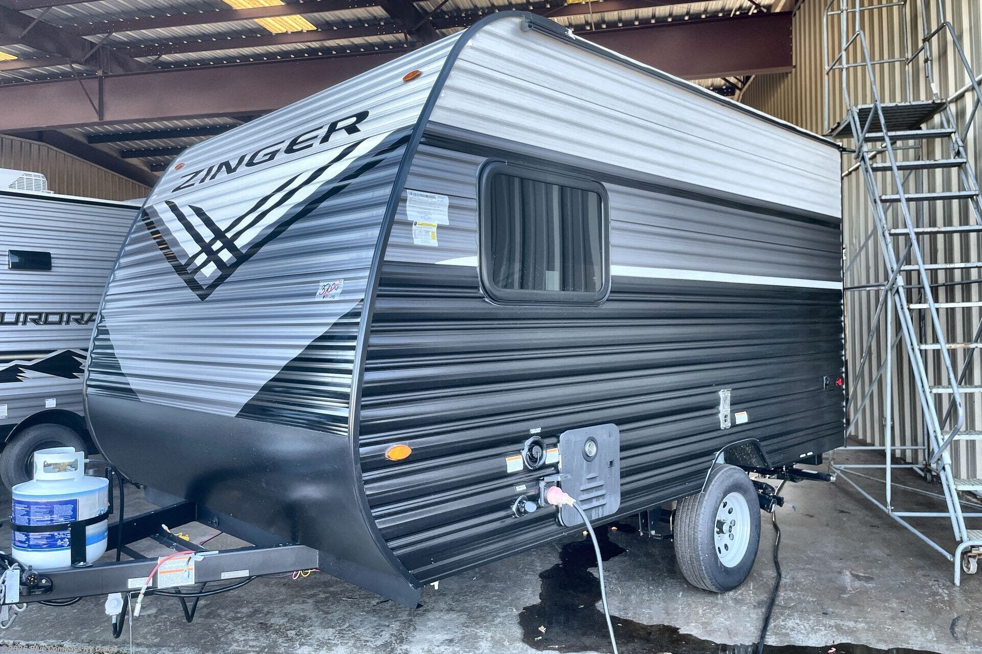 New 2026 CrossRoads Zinger Lite 12RD available in Mesquite, Texas