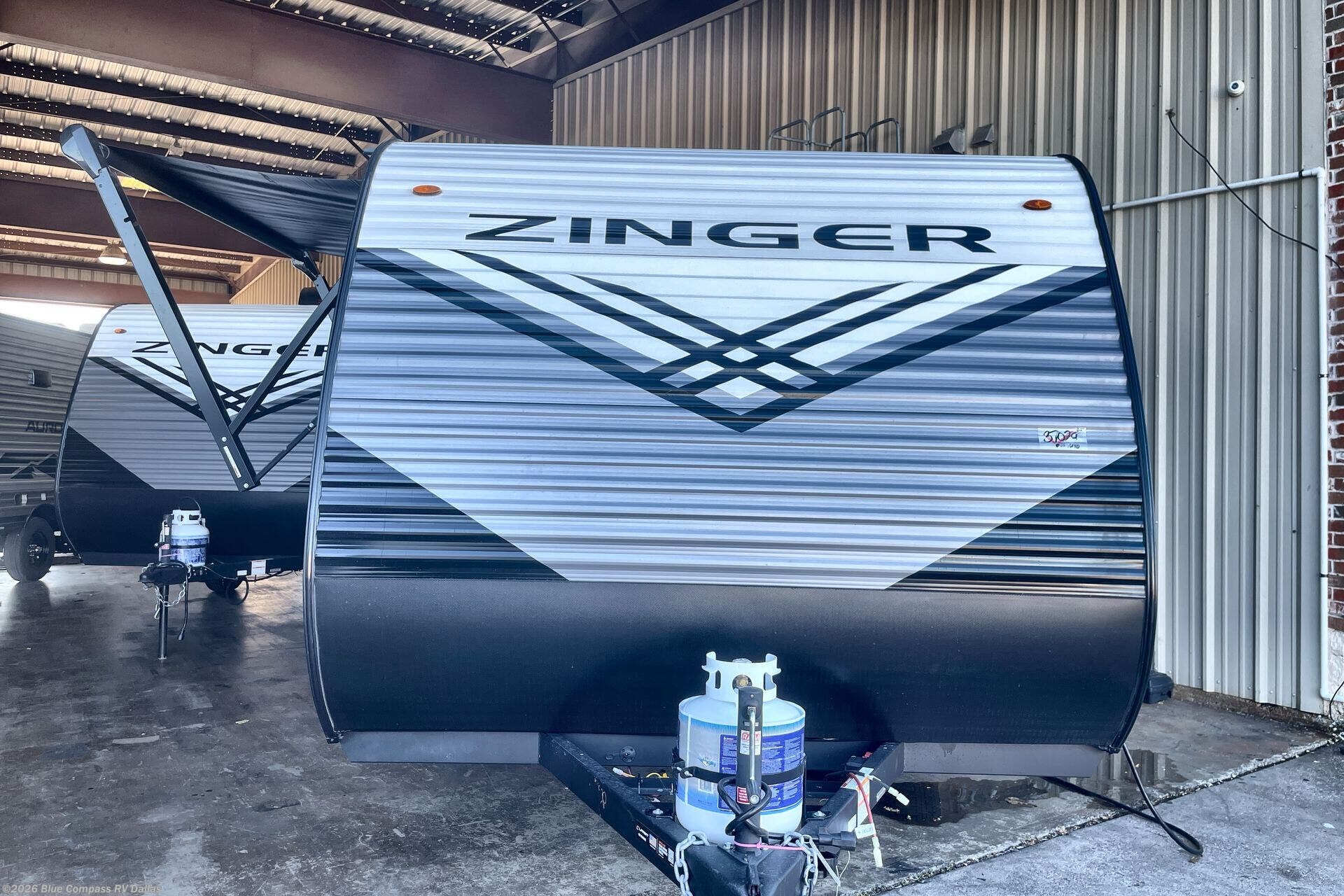 2026 Zinger Lite 12RD by CrossRoads from Blue Compass RV Dallas in Mesquite, Texas
