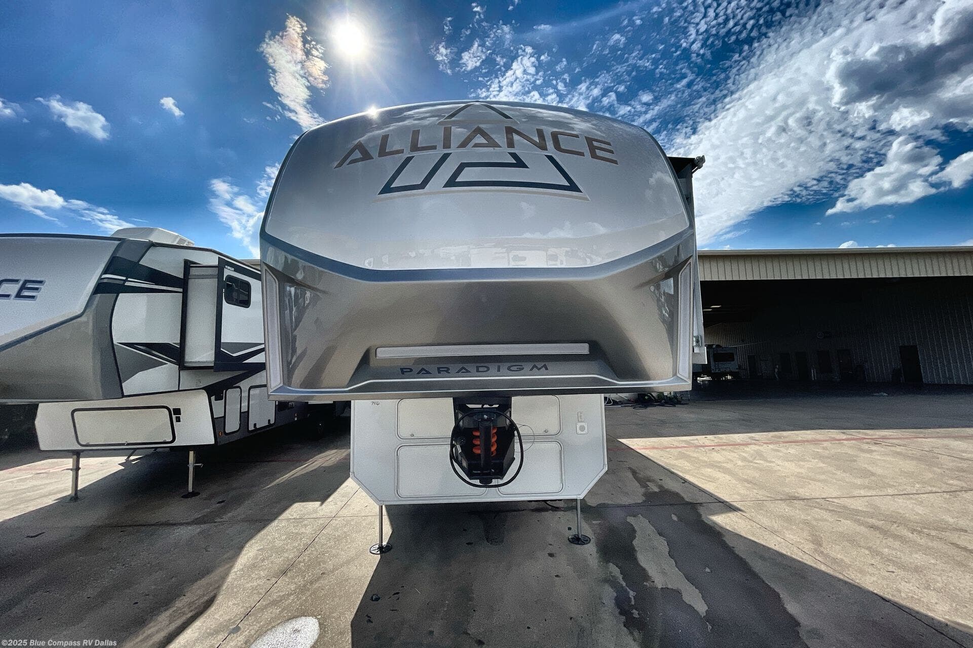 2026 Paradigm 340RL by Alliance RV from Blue Compass RV Dallas in Mesquite, Texas