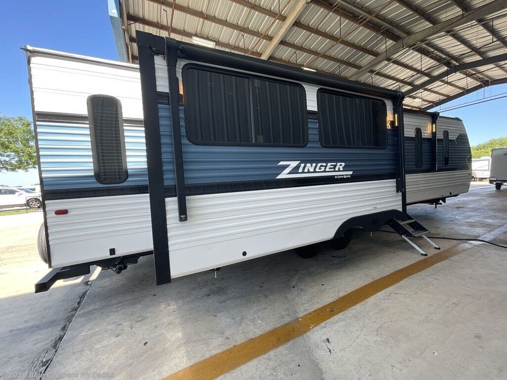 2025 Zinger 340RE by CrossRoads from Blue Compass RV Dallas in Mesquite, Texas