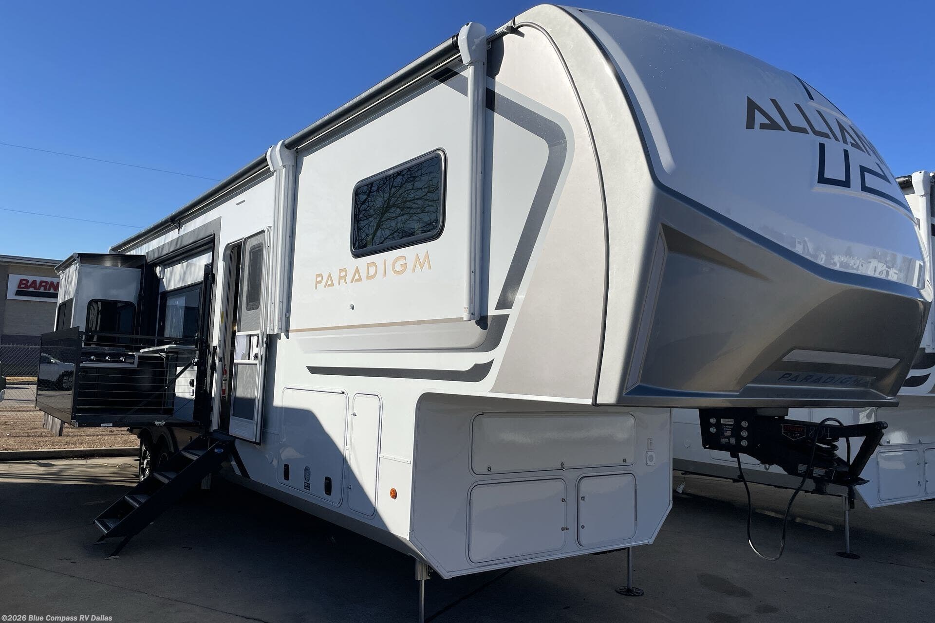 2026 Paradigm 388SP by Alliance RV from Blue Compass RV Dallas in Mesquite, Texas