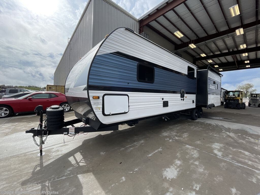 New 2026 CrossRoads Zinger 340LR available in Mesquite, Texas