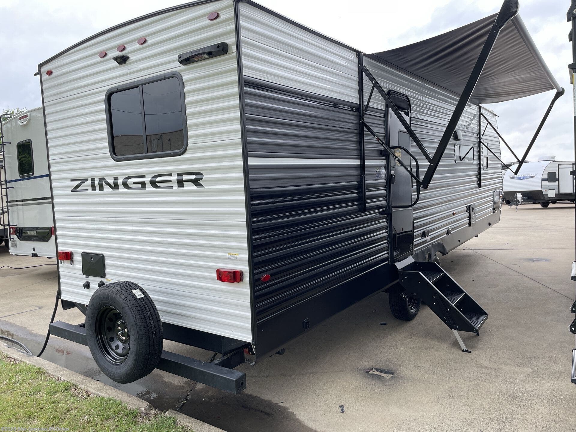 New 2026 CrossRoads Zinger 280RB available in Mesquite, Texas