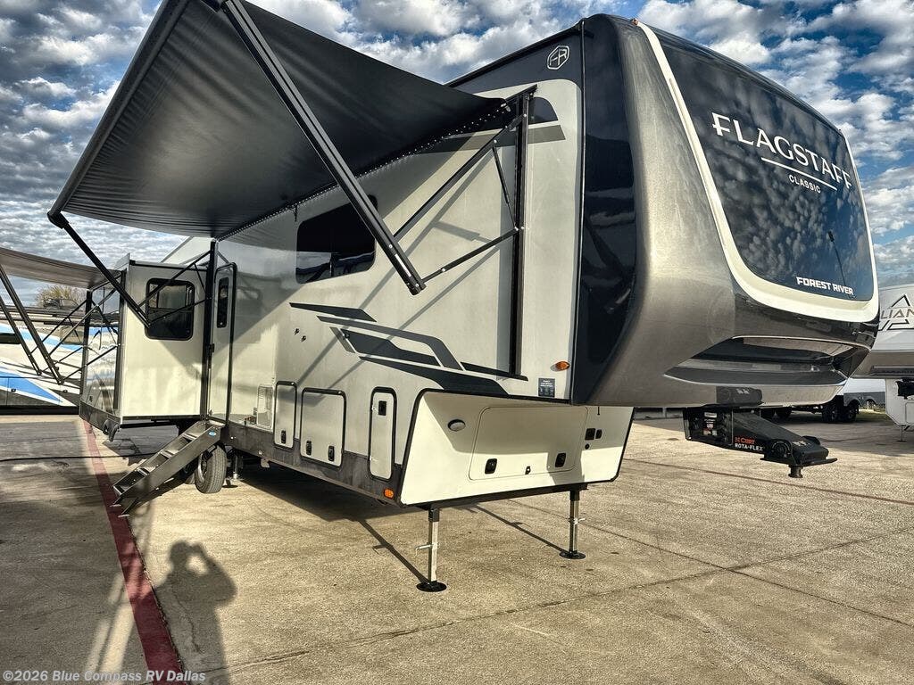 2026 Flagstaff Classic 401CFB by Forest River from Blue Compass RV Dallas in Mesquite, Texas