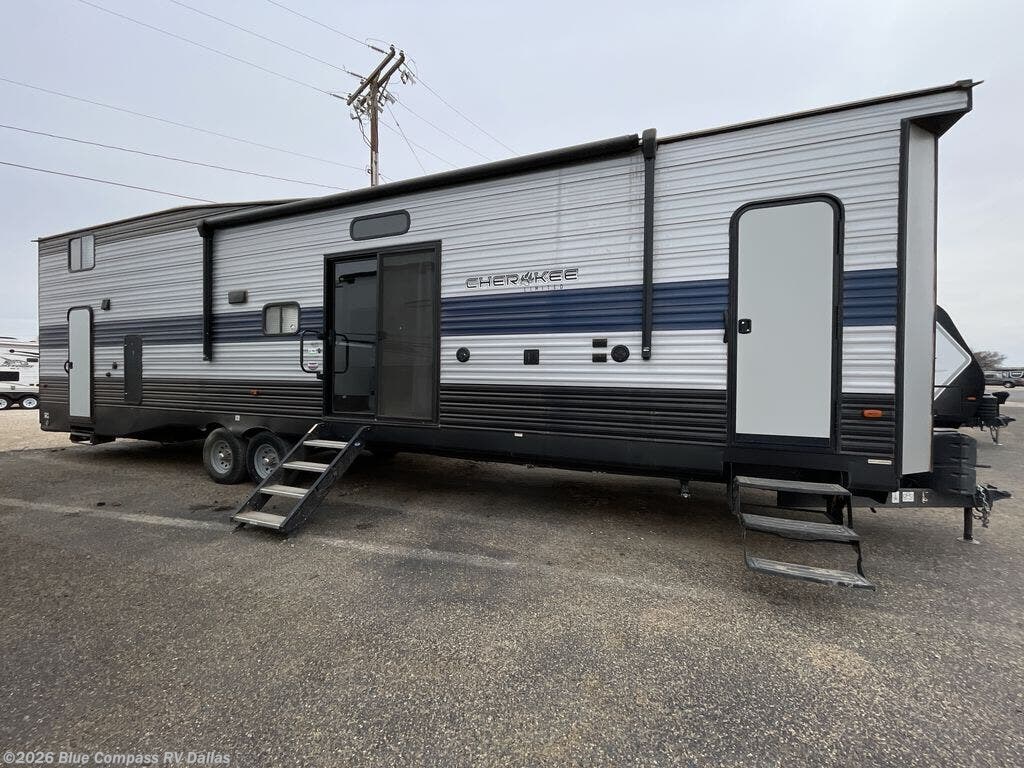 2020 Forest River Cherokee 39CA - Used Travel Trailer For Sale by Blue Compass RV Dallas in Mesquite, Texas