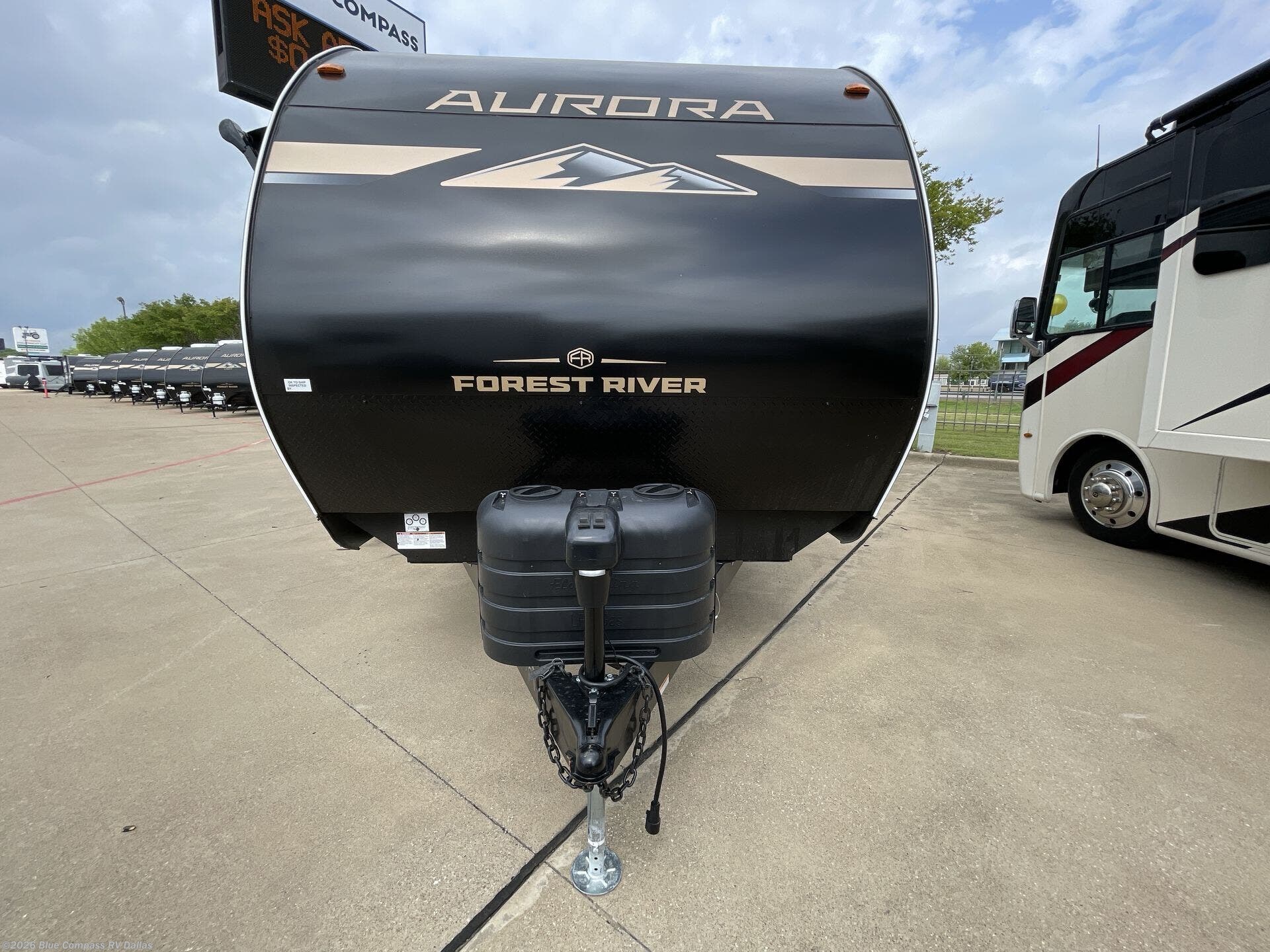 New 2026 Forest River Aurora 27DBH available in Mesquite, Texas
