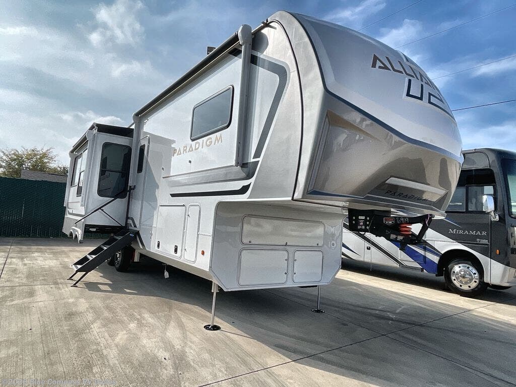 2026 Paradigm 310RL by Alliance RV from Blue Compass RV Dallas in Mesquite, Texas