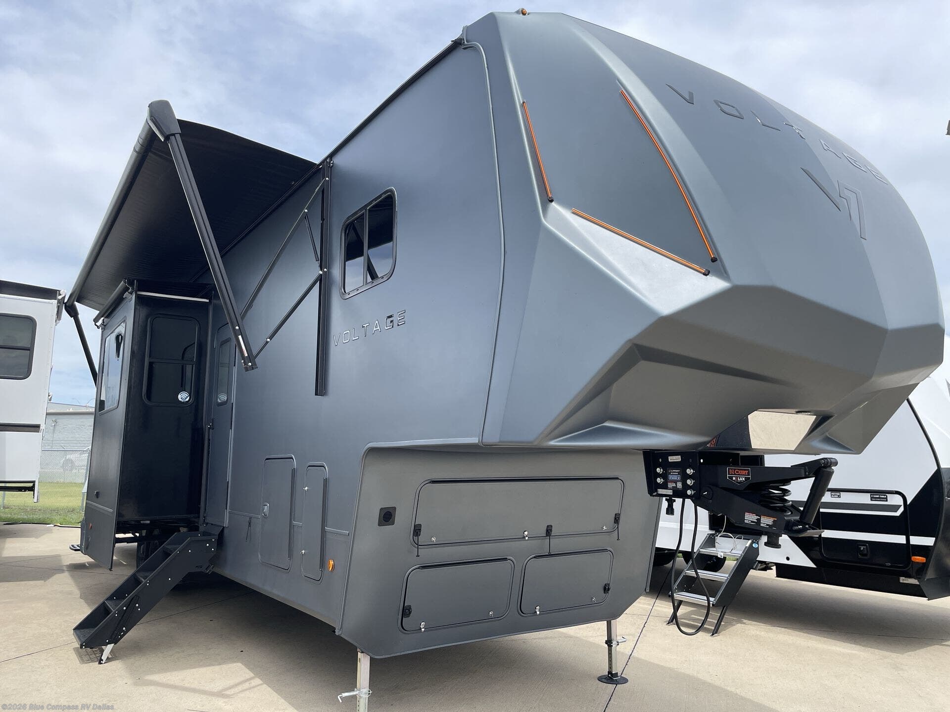 New 2026 Dutchmen Voltage V-Series 3600 available in Mesquite, Texas