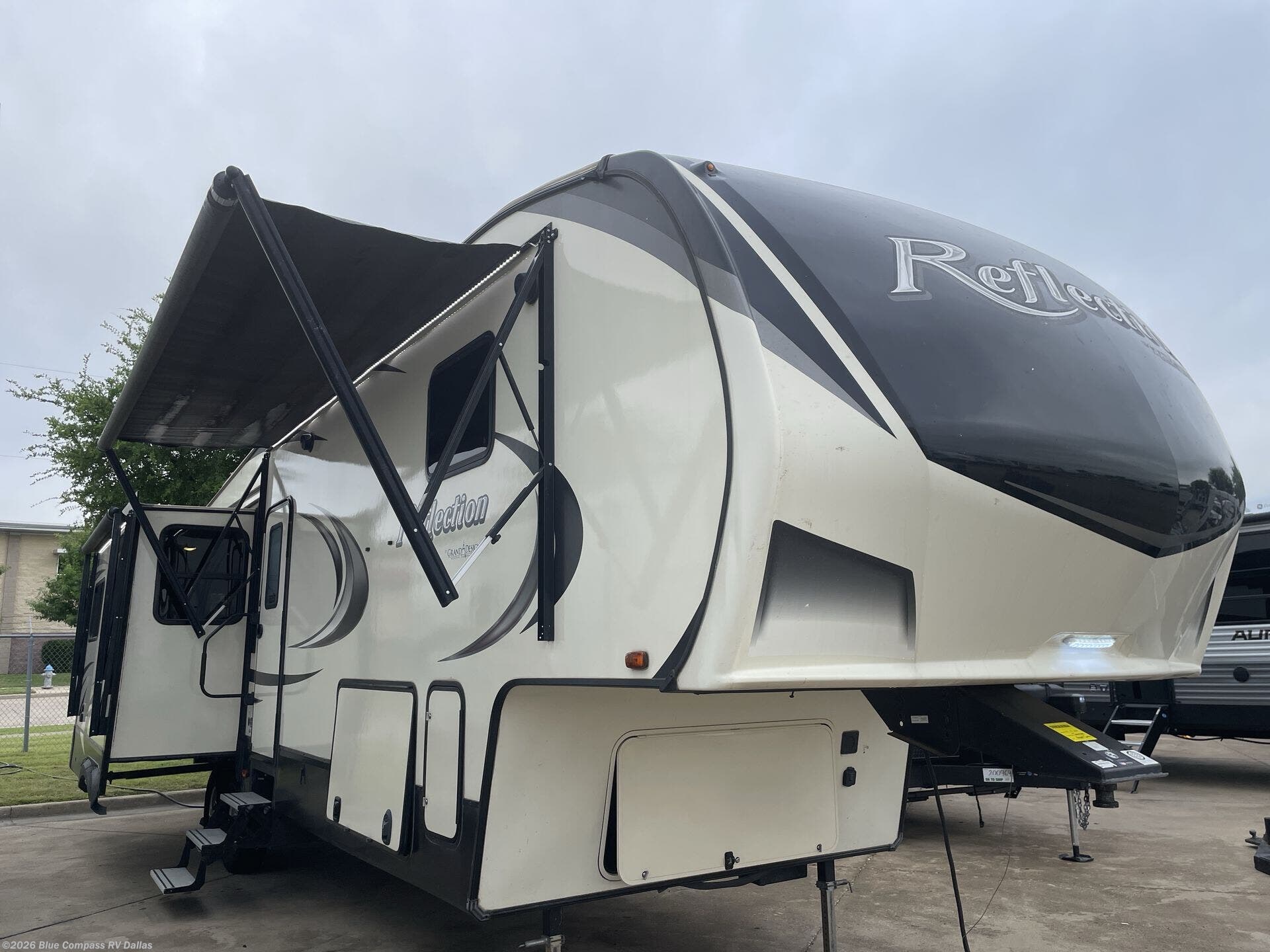 2018 Reflection 337RL by Grand Design from Blue Compass RV Dallas in Mesquite, Texas
