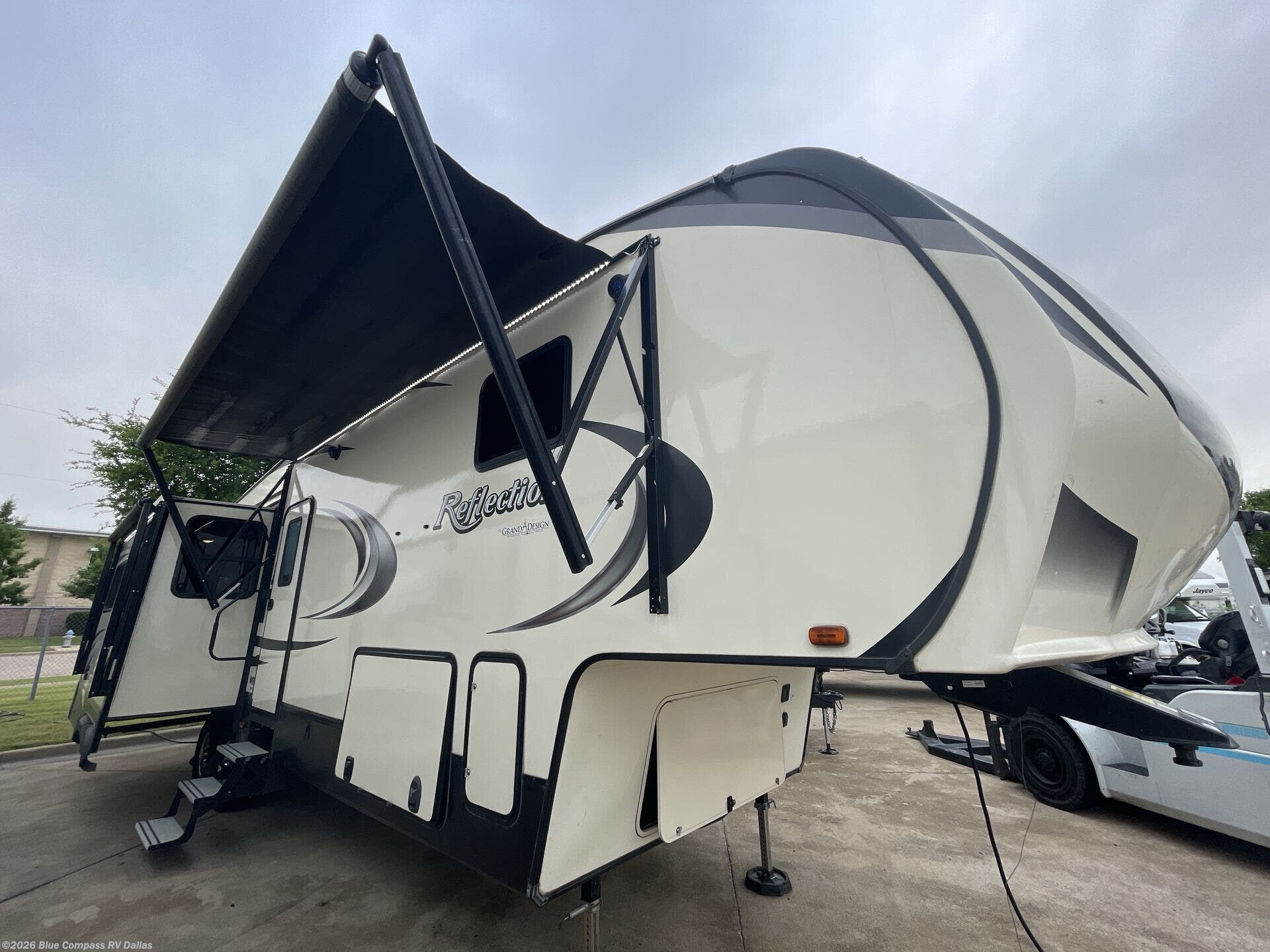 2018 Grand Design Reflection 337RL - Used Fifth Wheel For Sale by Blue Compass RV Dallas in Mesquite, Texas