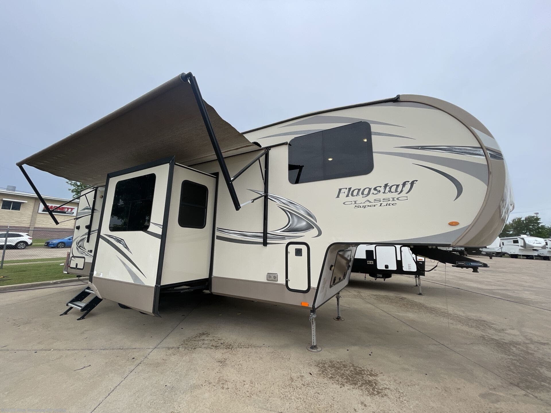 2019 Flagstaff Classic Super Lite 8529FLS by Forest River from Blue Compass RV Dallas in Mesquite, Texas