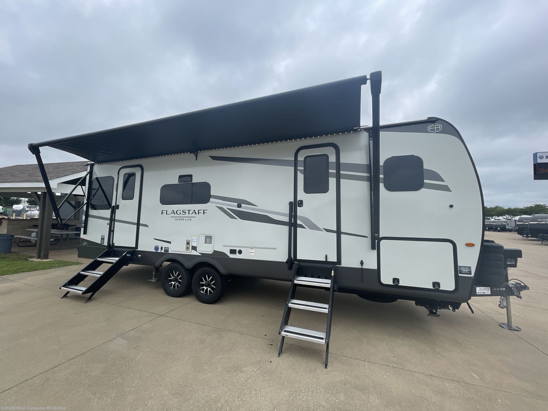 2026 Flagstaff Super Lite 26SRD by Forest River from Blue Compass RV Dallas in Mesquite, Texas
