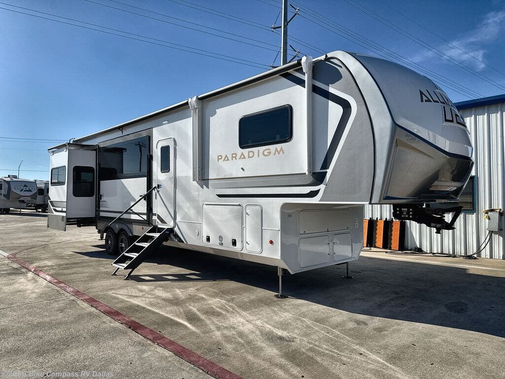2026 Paradigm 388SP by Alliance RV from Blue Compass RV Dallas in Mesquite, Texas