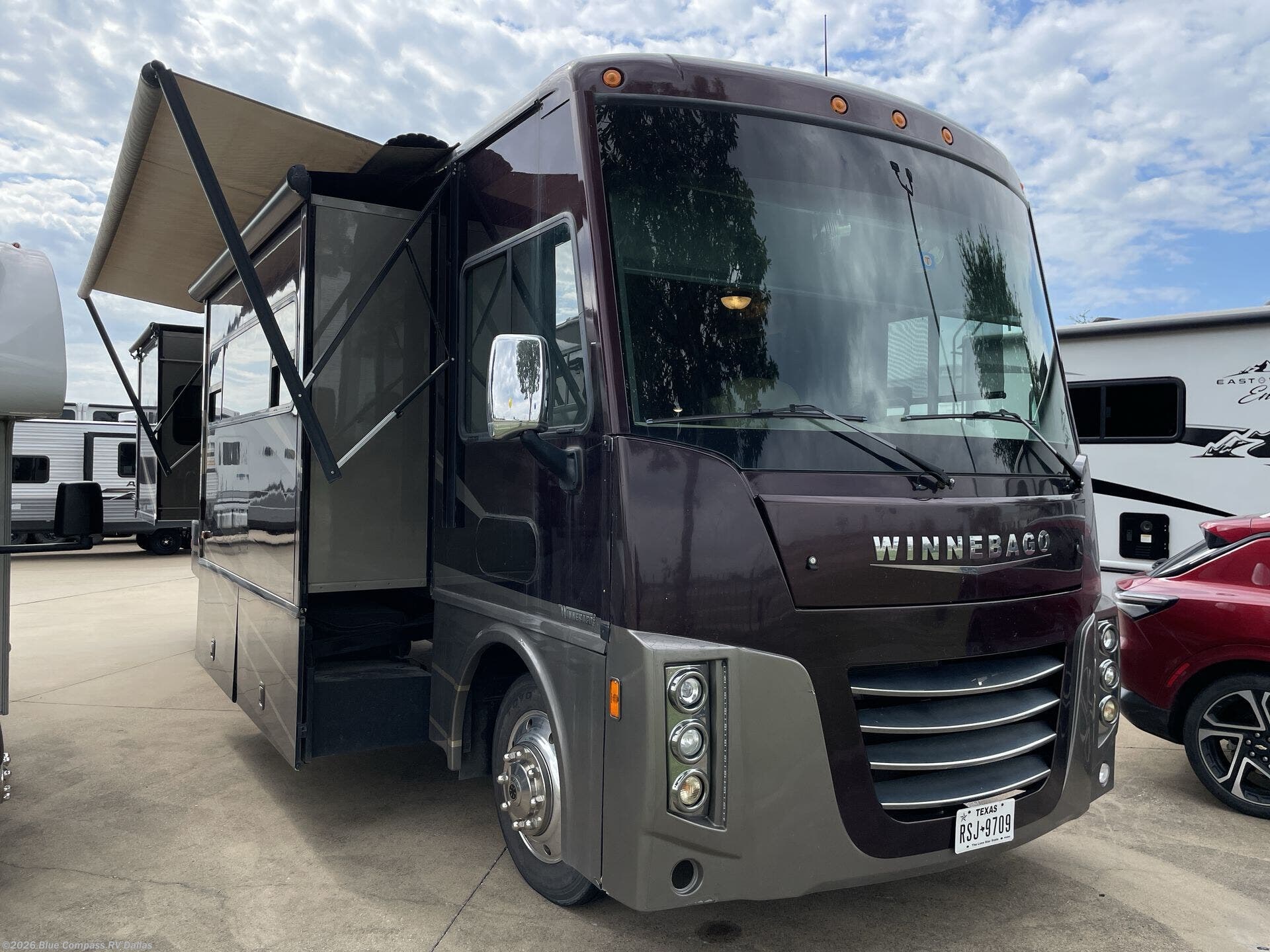 Used 2016 Winnebago Sightseer 33C available in Mesquite, Texas