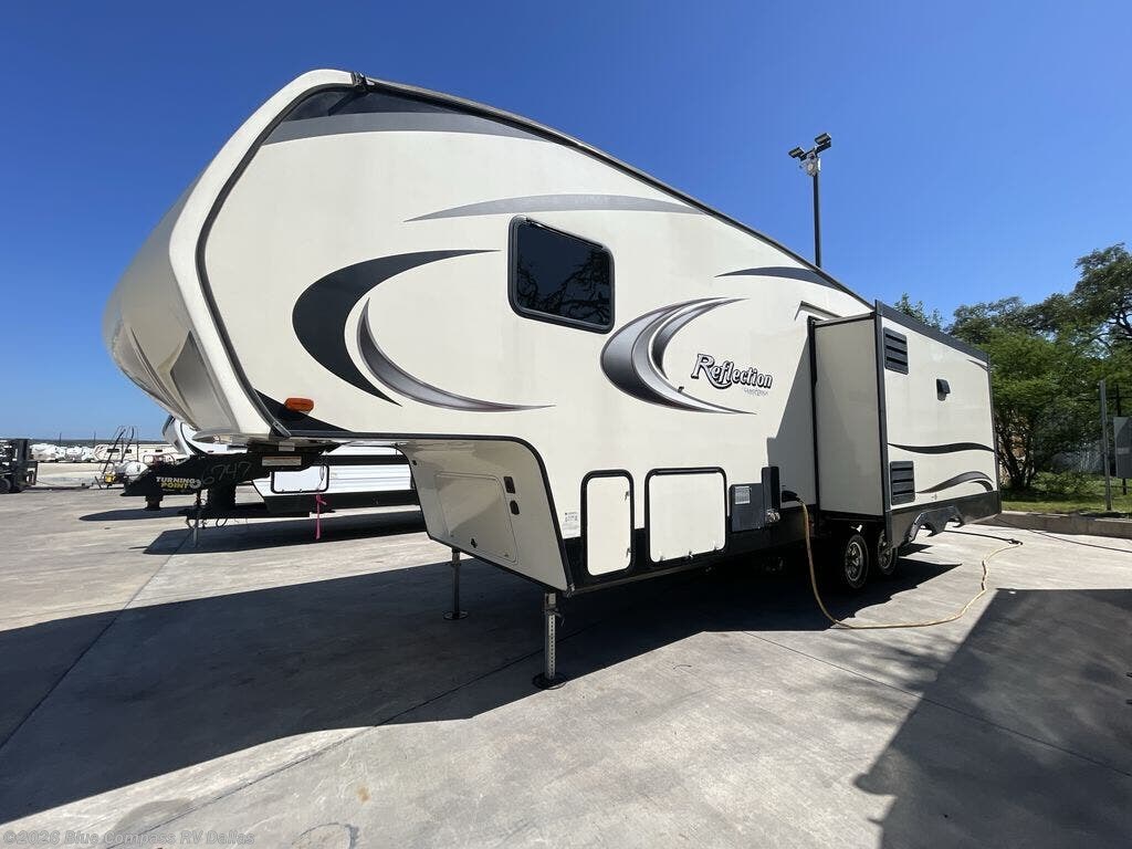 2018 Grand Design Reflection 150 Series 295RL - Used Fifth Wheel For Sale by Blue Compass RV Dallas in Mesquite, Texas