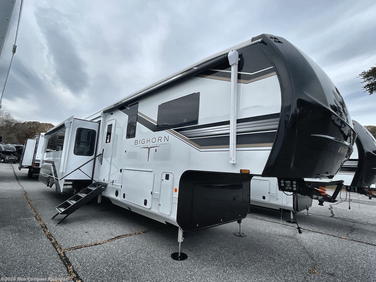2027 Bighorn 38RE by Heartland from Blue Compass RV Dallas in Mesquite, Texas
