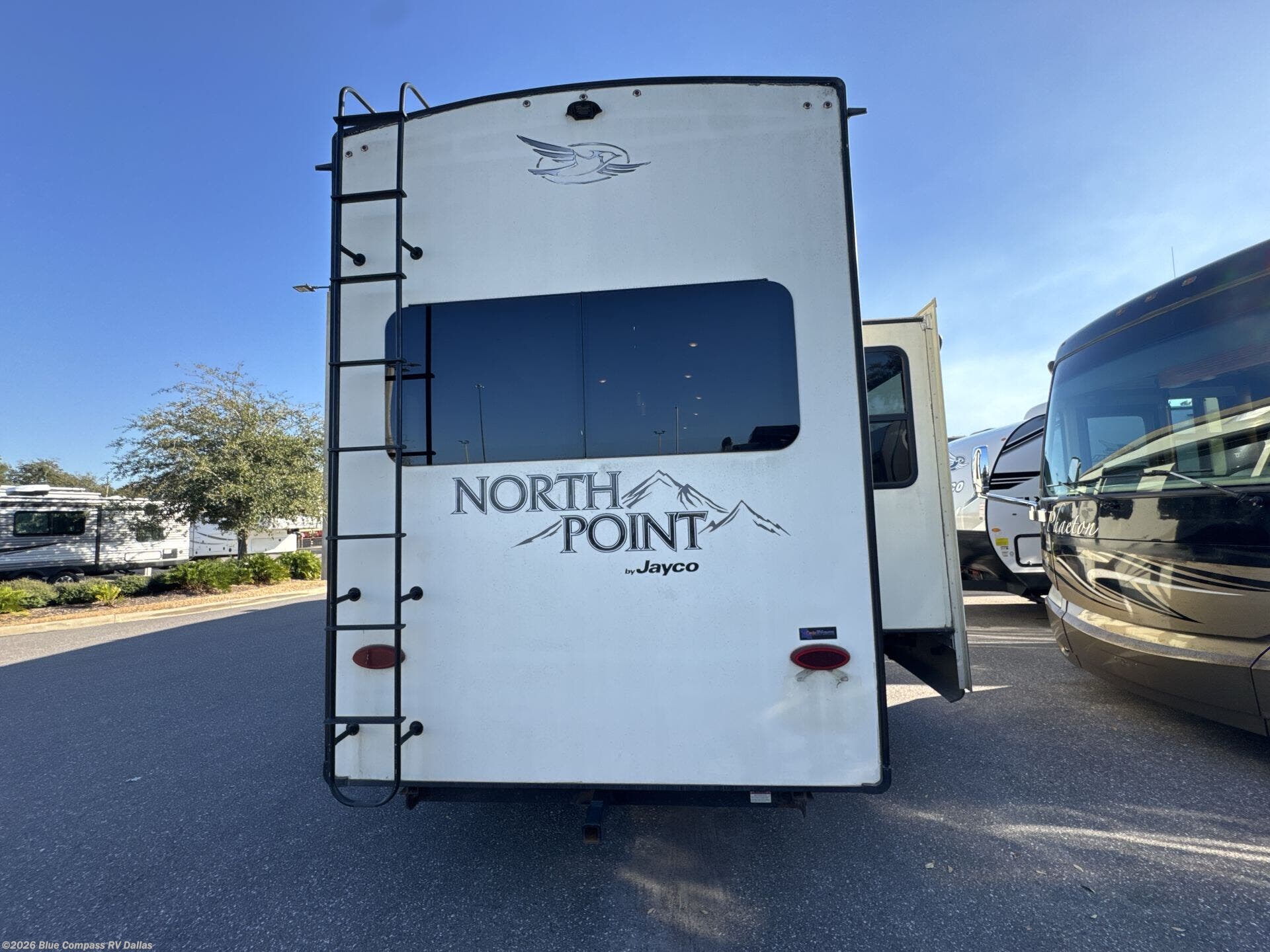 Used 2019 Jayco North Point 381DLQS available in Mesquite, Texas