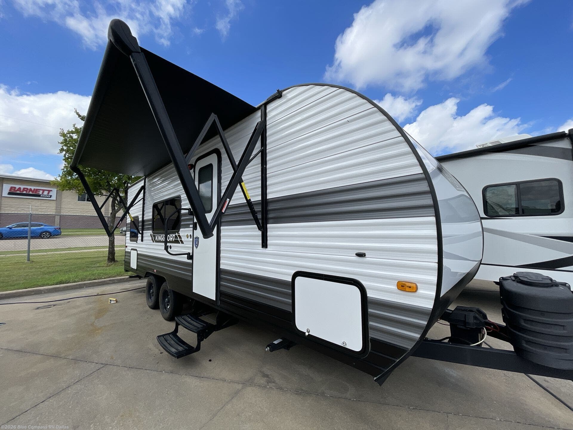2025 Gulf Stream Kingsport 248 BH - Used Travel Trailer For Sale by Blue Compass RV Dallas in Mesquite, Texas