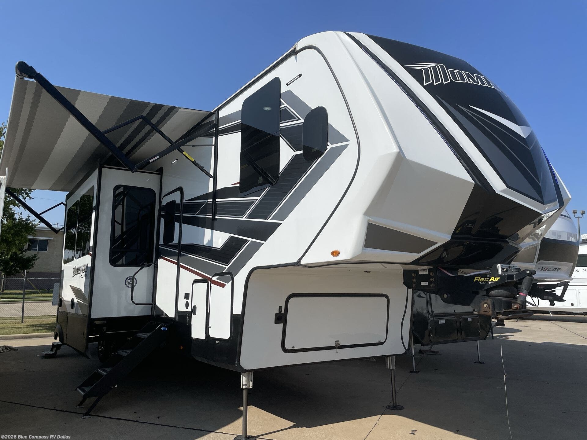 Used 2022 Grand Design Momentum M-Class 349M available in Mesquite, Texas
