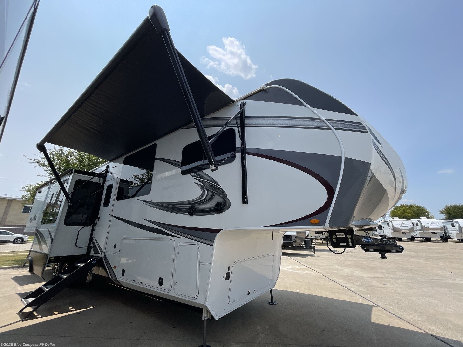 2023 Solitude 390RK by Grand Design from Blue Compass RV Dallas in Mesquite, Texas