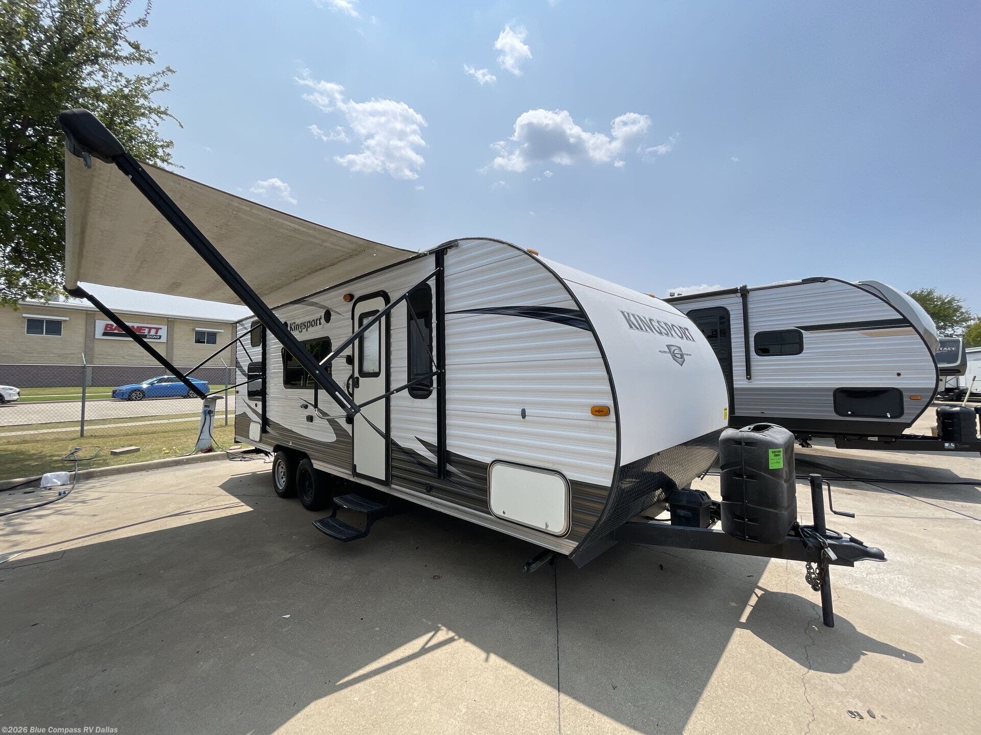 2017 Gulf Stream Kingsport 248BH - Used Travel Trailer For Sale by Blue Compass RV Dallas in Mesquite, Texas