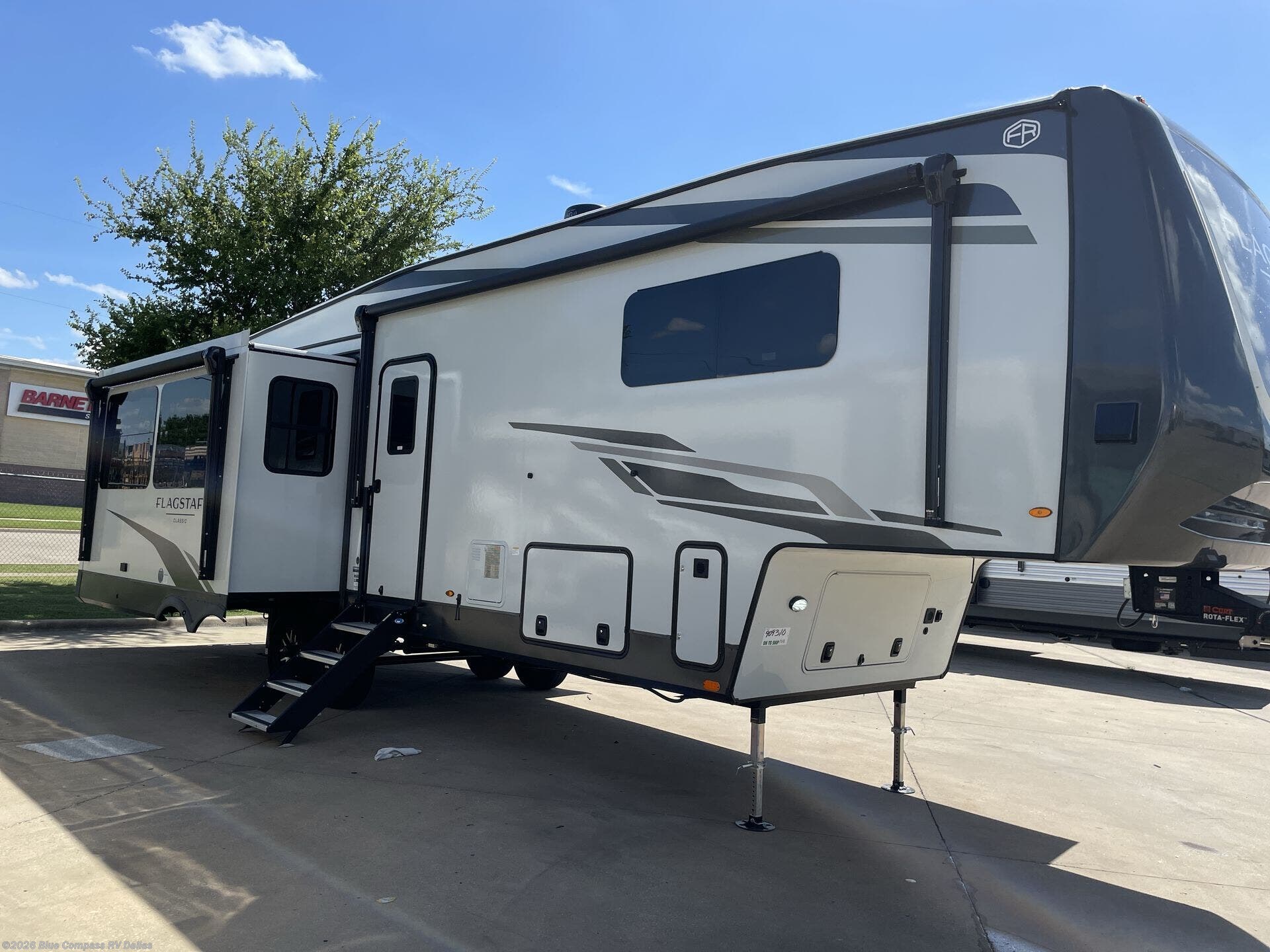 2026 Forest River Flagstaff Classic F361RLS - New Fifth Wheel For Sale by Blue Compass RV Dallas in Mesquite, Texas