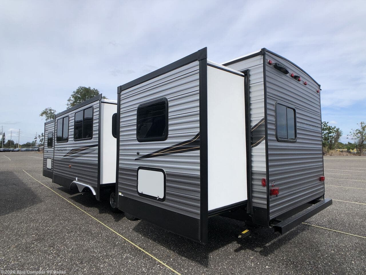 2027 Aurora 34BHTS-2Q by Forest River from Blue Compass RV Dallas in Mesquite, Texas