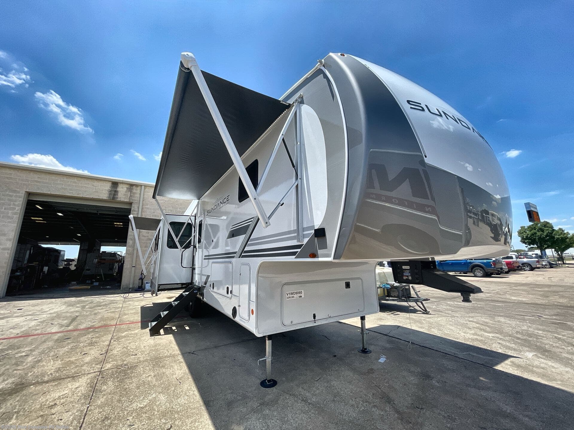 2027 Sundance 32RLBS by Heartland from Blue Compass RV Dallas in Mesquite, Texas