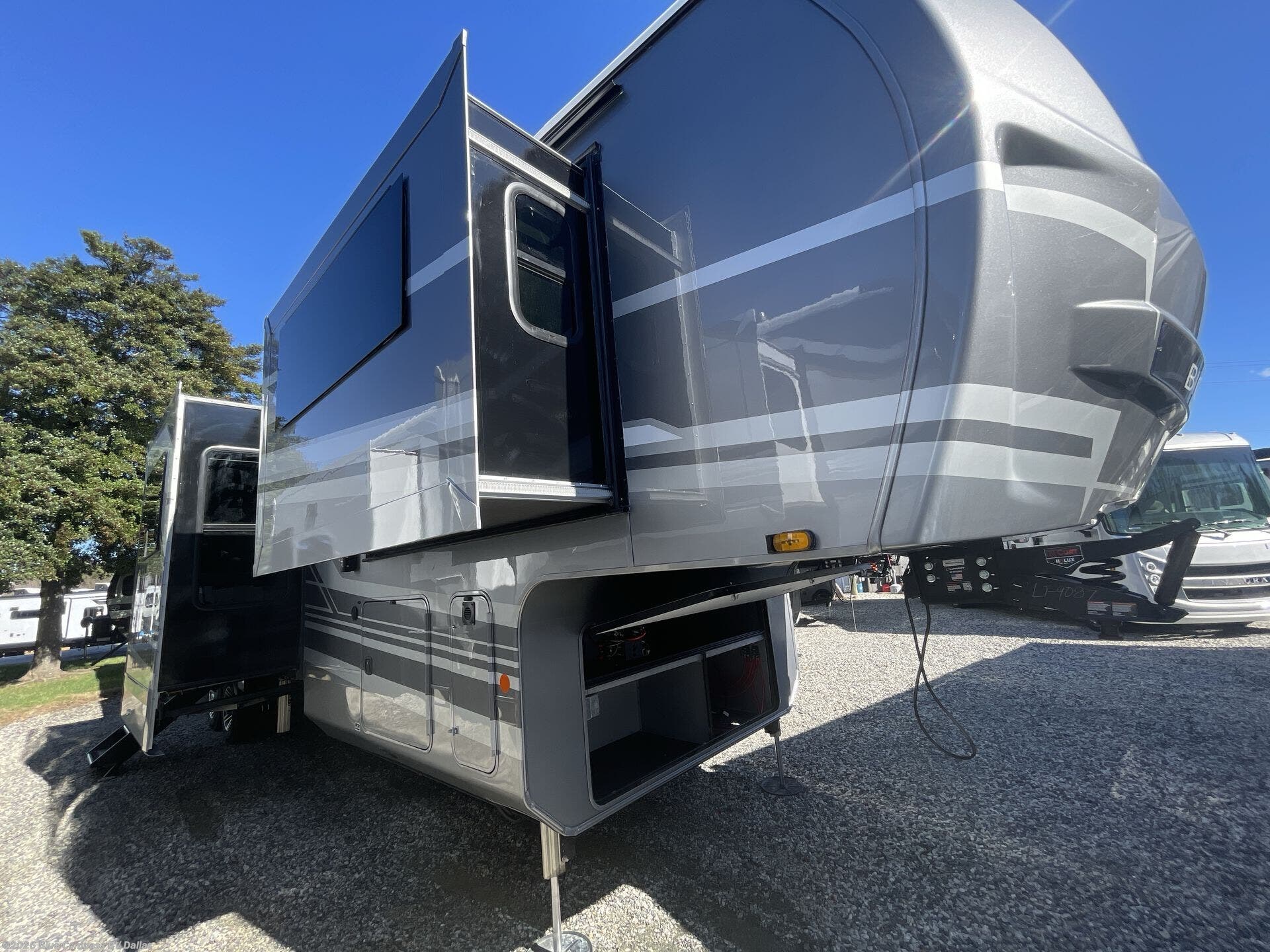 New 2027 Heartland Bighorn 39FL available in Mesquite, Texas