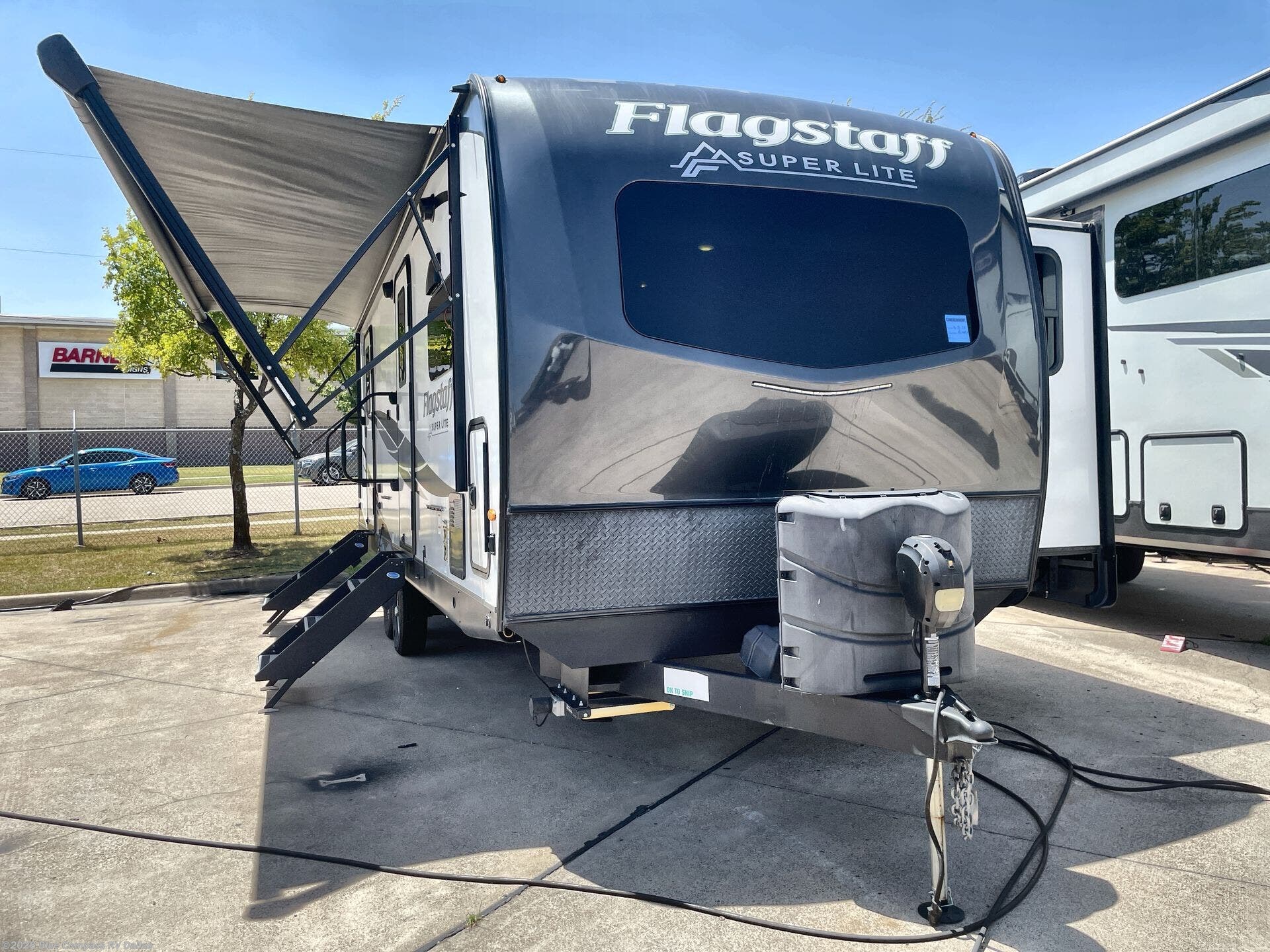 Used 2023 Forest River Flagstaff Super Lite 26FKBS available in Mesquite, Texas