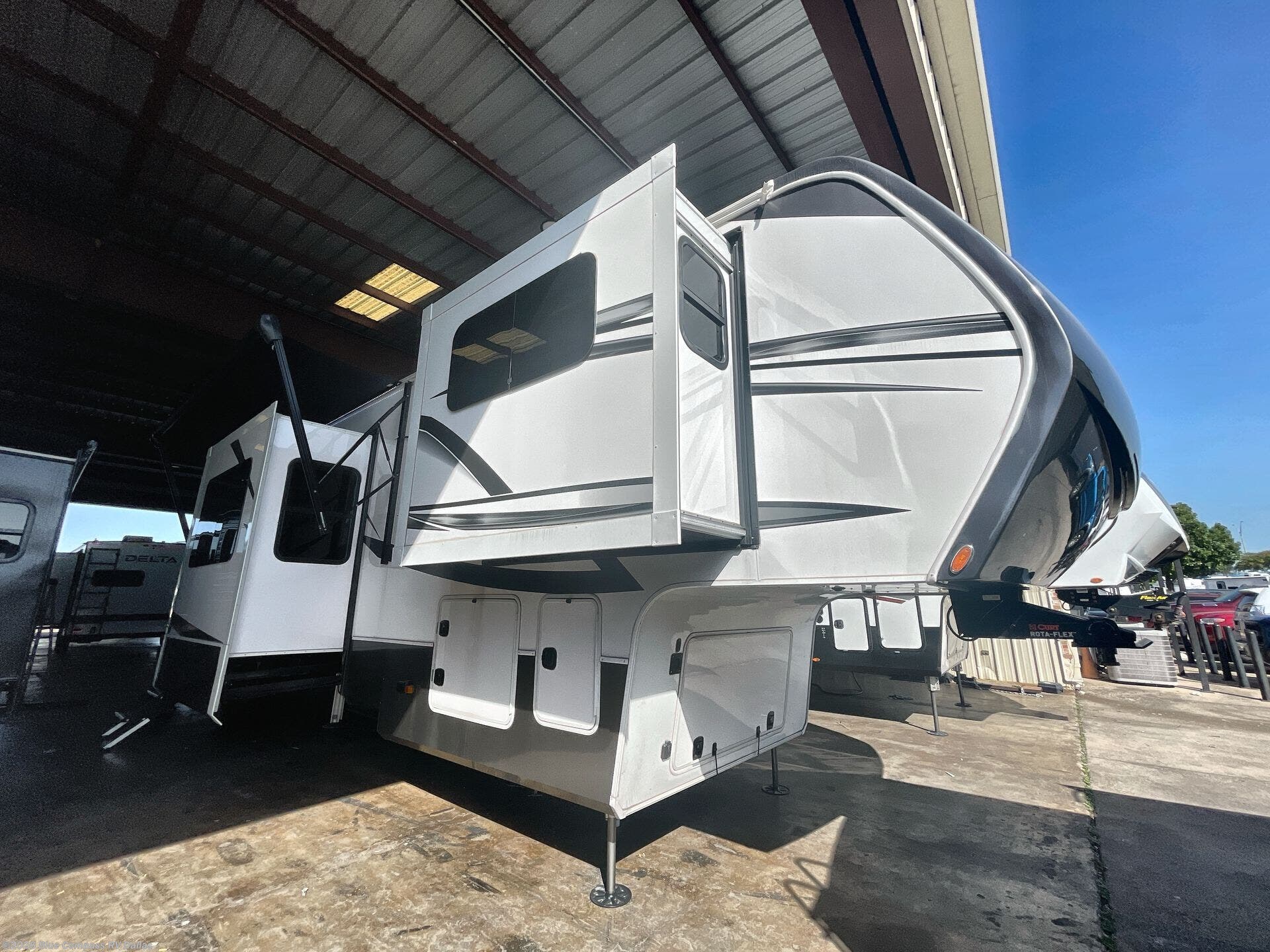 2023 Vilano 377FL by Vanleigh from Blue Compass RV Dallas in Mesquite, Texas