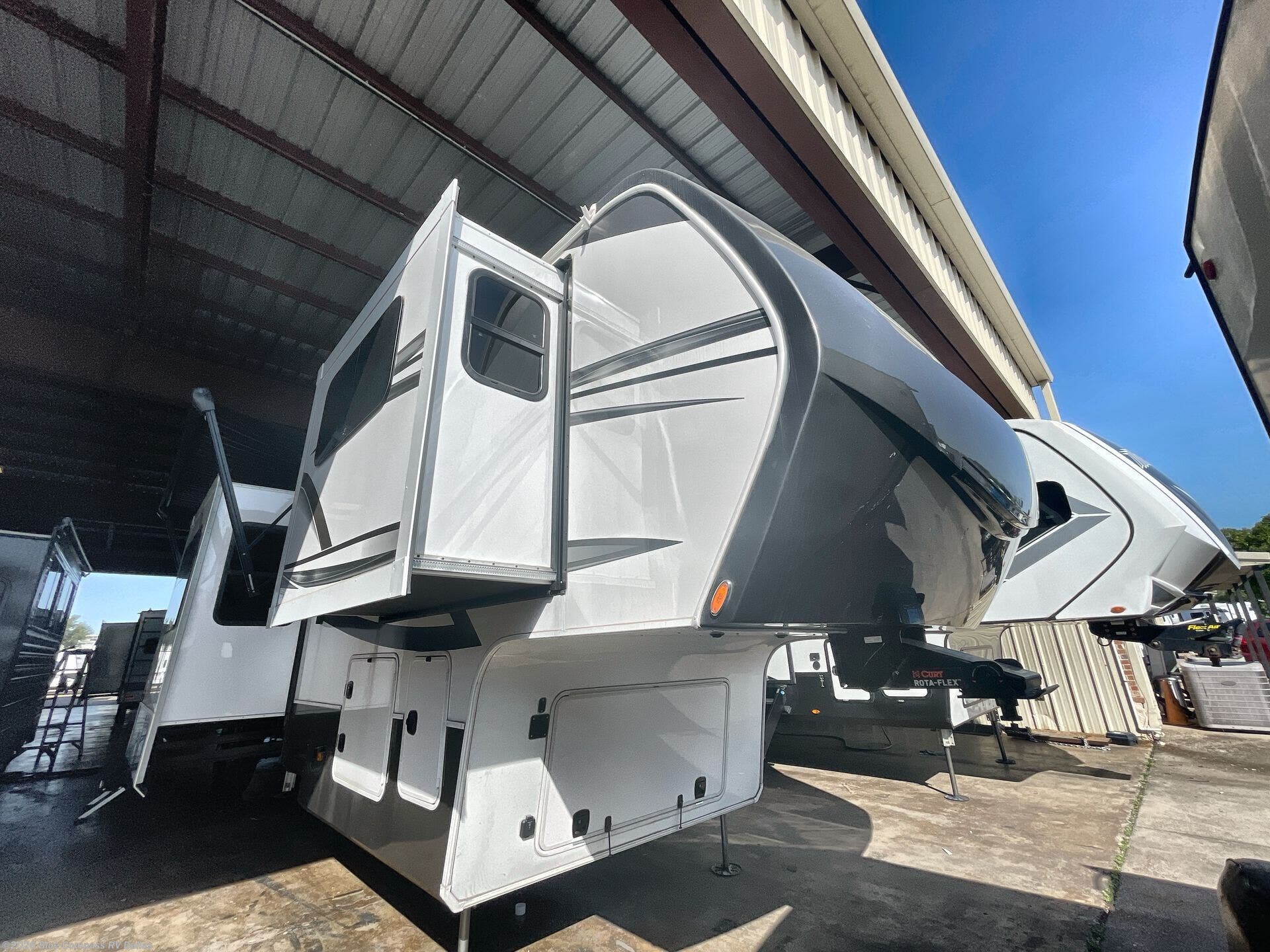 Used 2023 Vanleigh Vilano 377FL available in Mesquite, Texas
