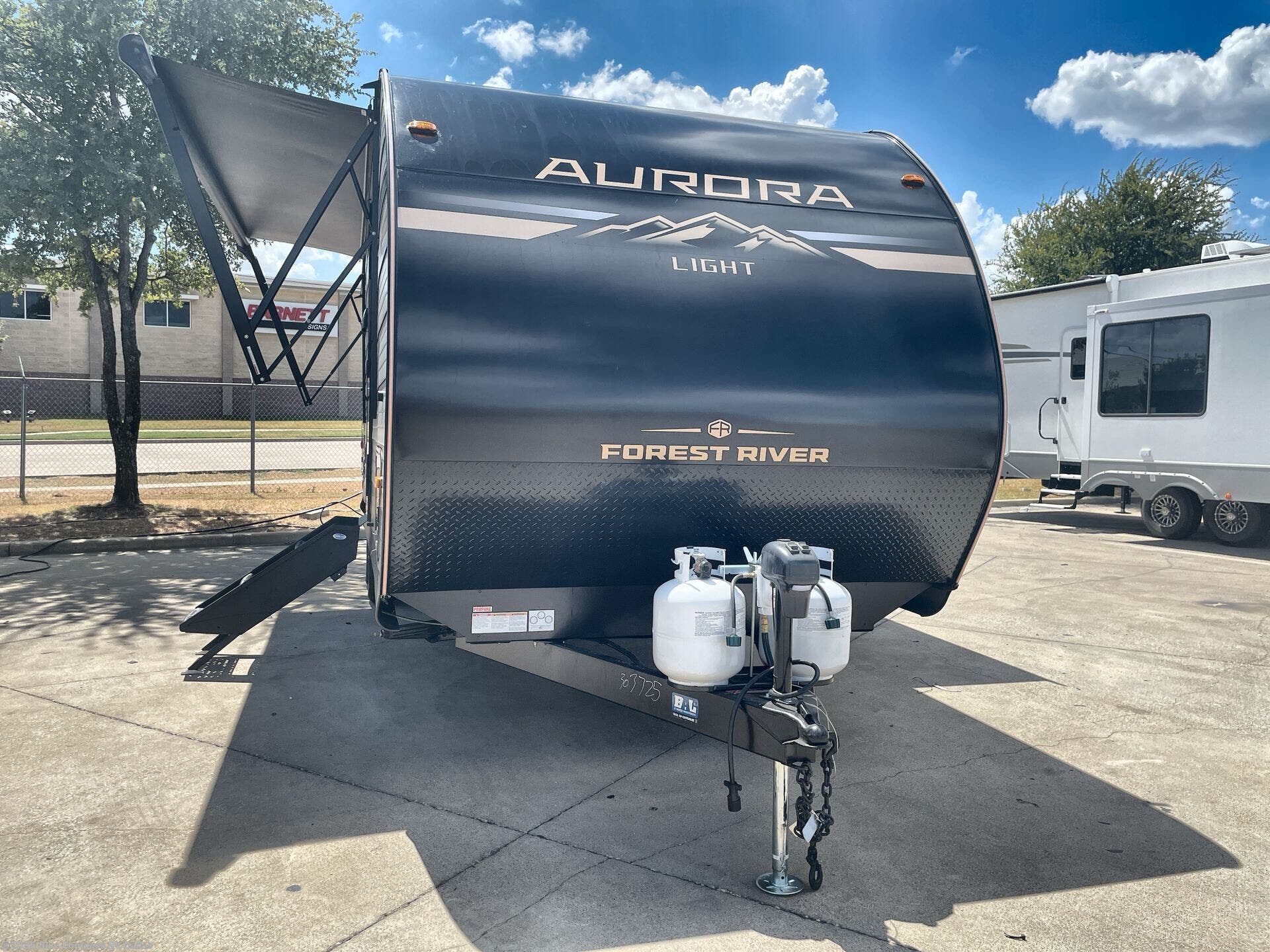 New 2027 Forest River Aurora Light 26BHS available in Mesquite, Texas