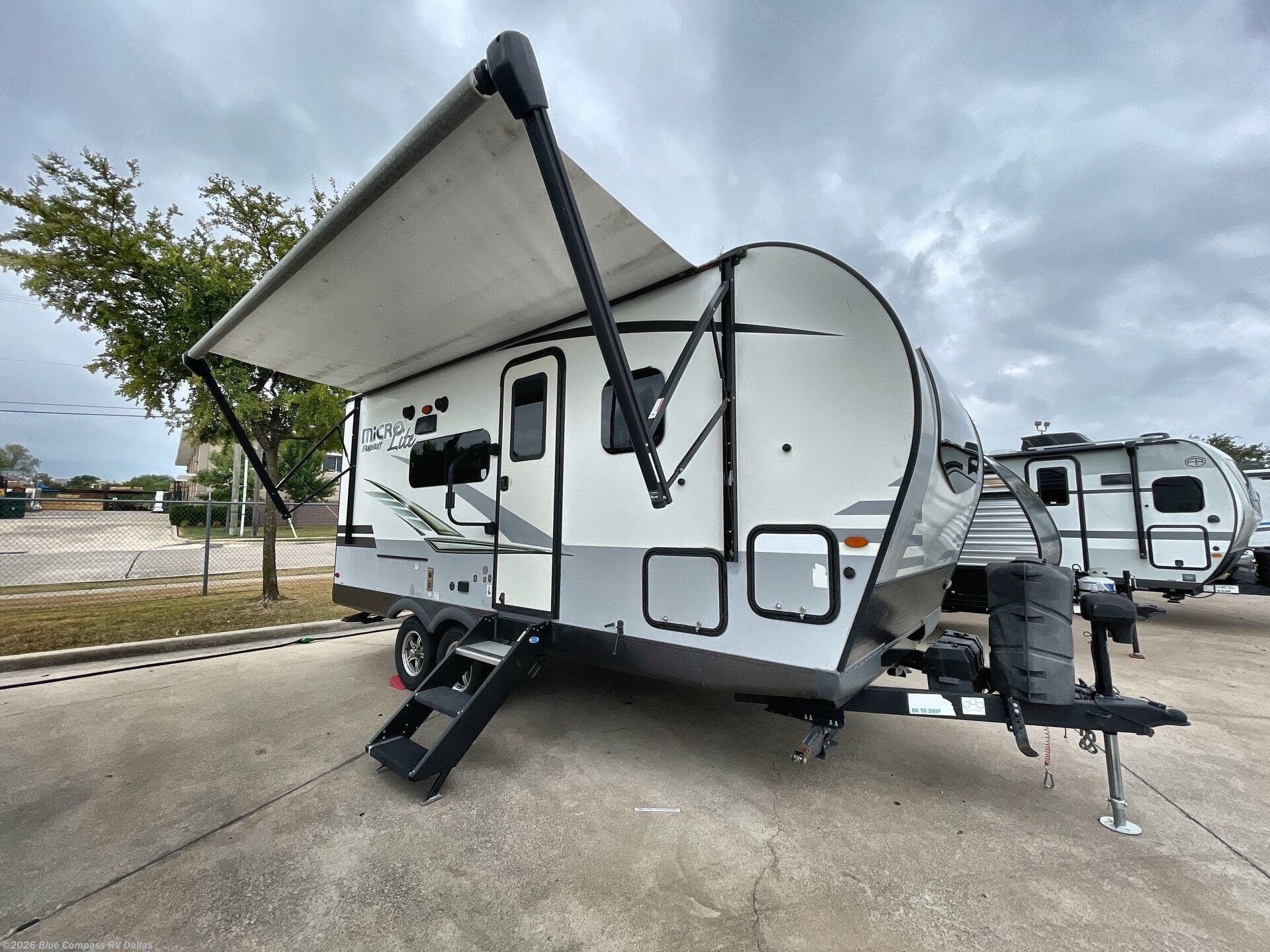 2021 Flagstaff Micro Lite 21DS by Forest River from Blue Compass RV Dallas in Mesquite, Texas