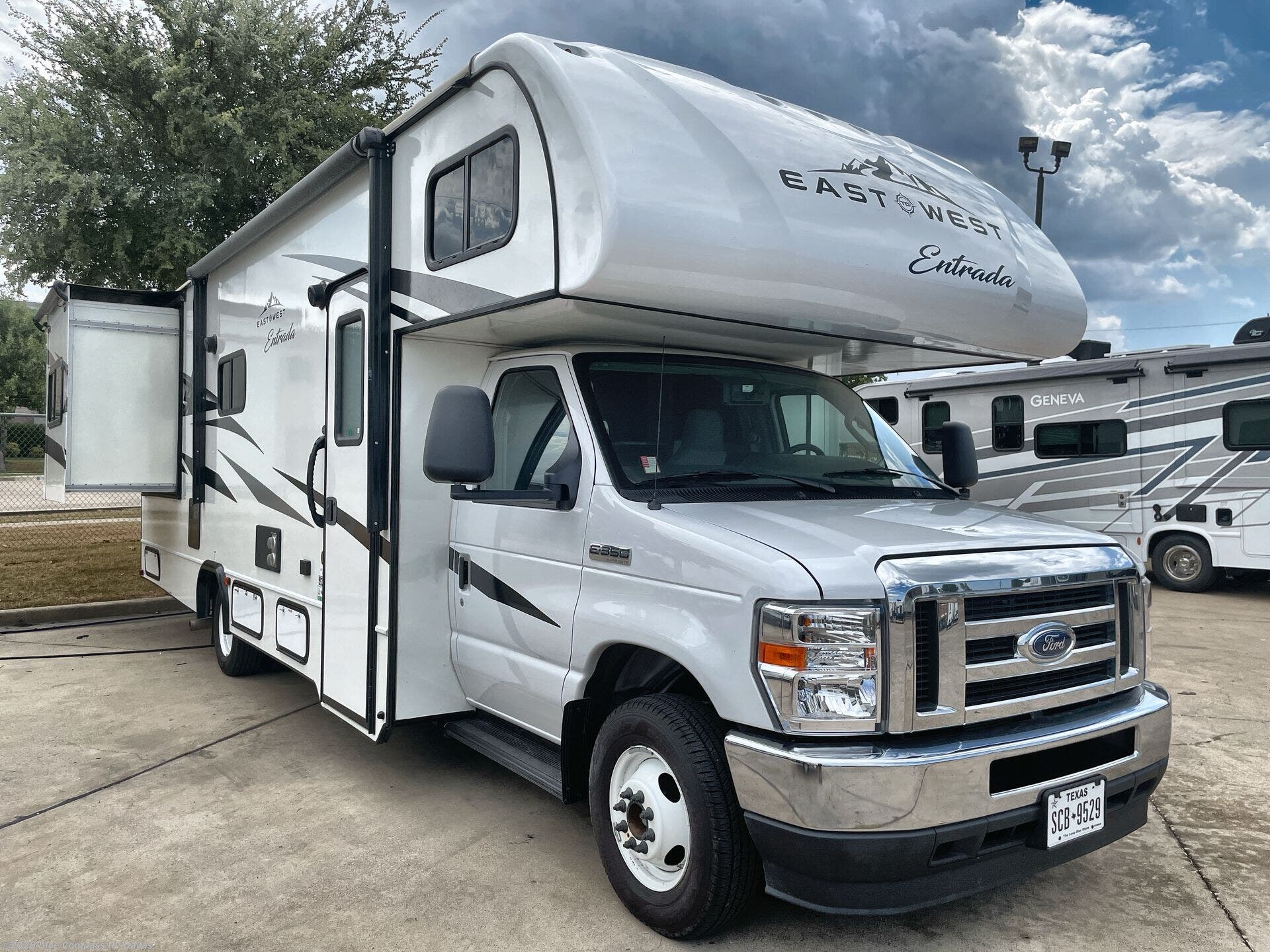 2023 Entrada 2600DS by East to West from Blue Compass RV Dallas in Mesquite, Texas