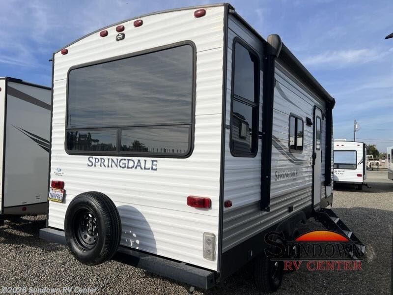 2020 Keystone Springdale 179QBWE - Used Travel Trailer For Sale by Sundown RV Center in Atwater, California
