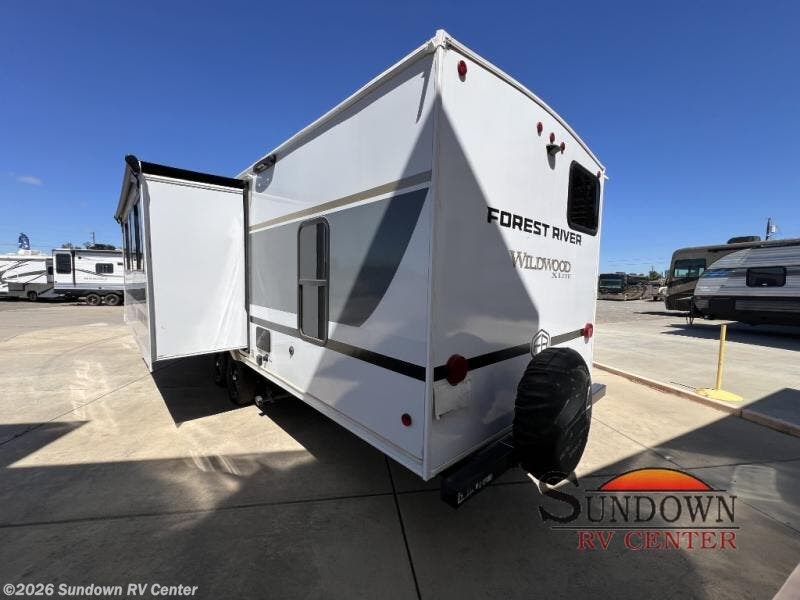 2025 Wildwood X-Lite 273QBXL by Forest River from Sundown RV Center in Atwater, California