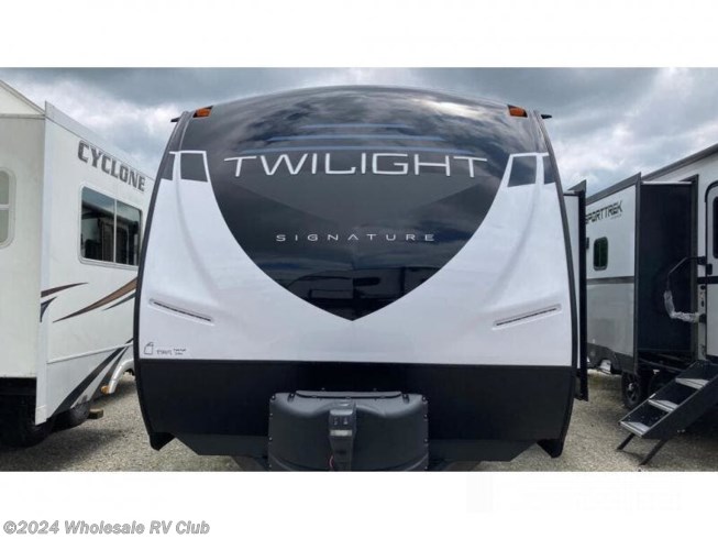 2022 Twilight Signature TWS 2100 by Cruiser RV from Wholesale RV Club in , Ohio