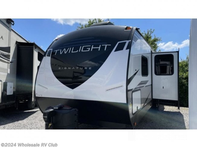 2022 Twilight Signature TWS 2800 by Cruiser RV from Wholesale RV Club in , Ohio