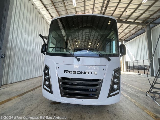 2024 Resonate 29D by Thor Motor Coach from Blue Compass RV San Antonio in San Antonio, Texas