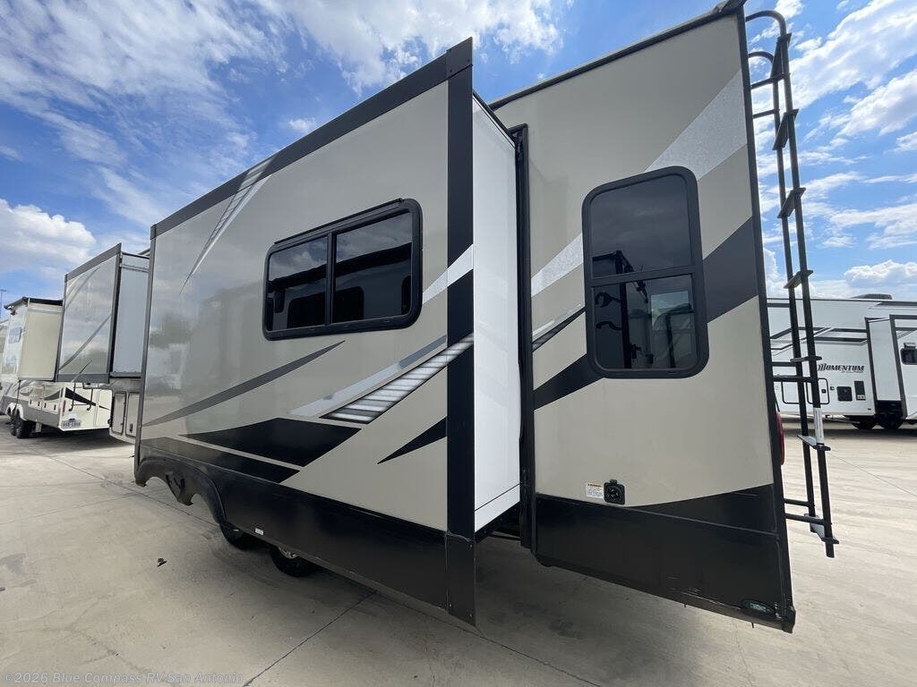 Used 2022 Highland Ridge Mesa Ridge 264RLS available in San Antonio, Texas