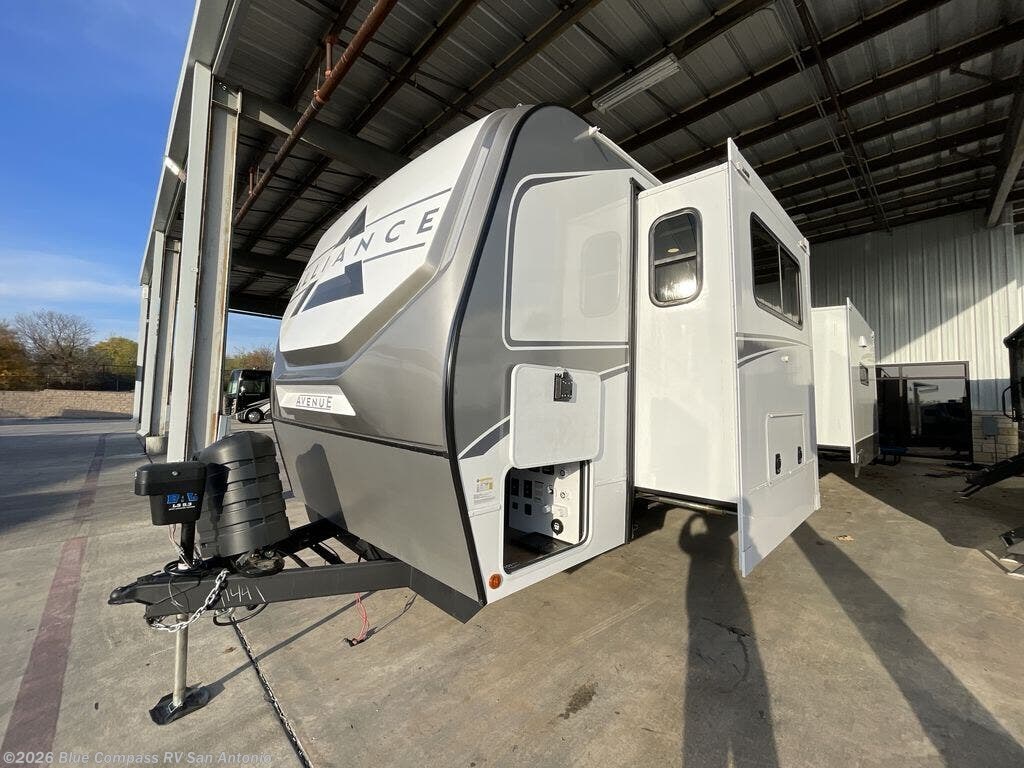 2026 Avenue 332RL by Alliance RV from Blue Compass RV San Antonio in San Antonio, Texas