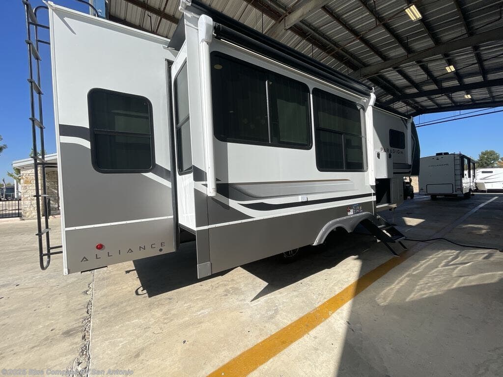New 2026 Alliance RV Paradigm 310RL available in San Antonio, Texas