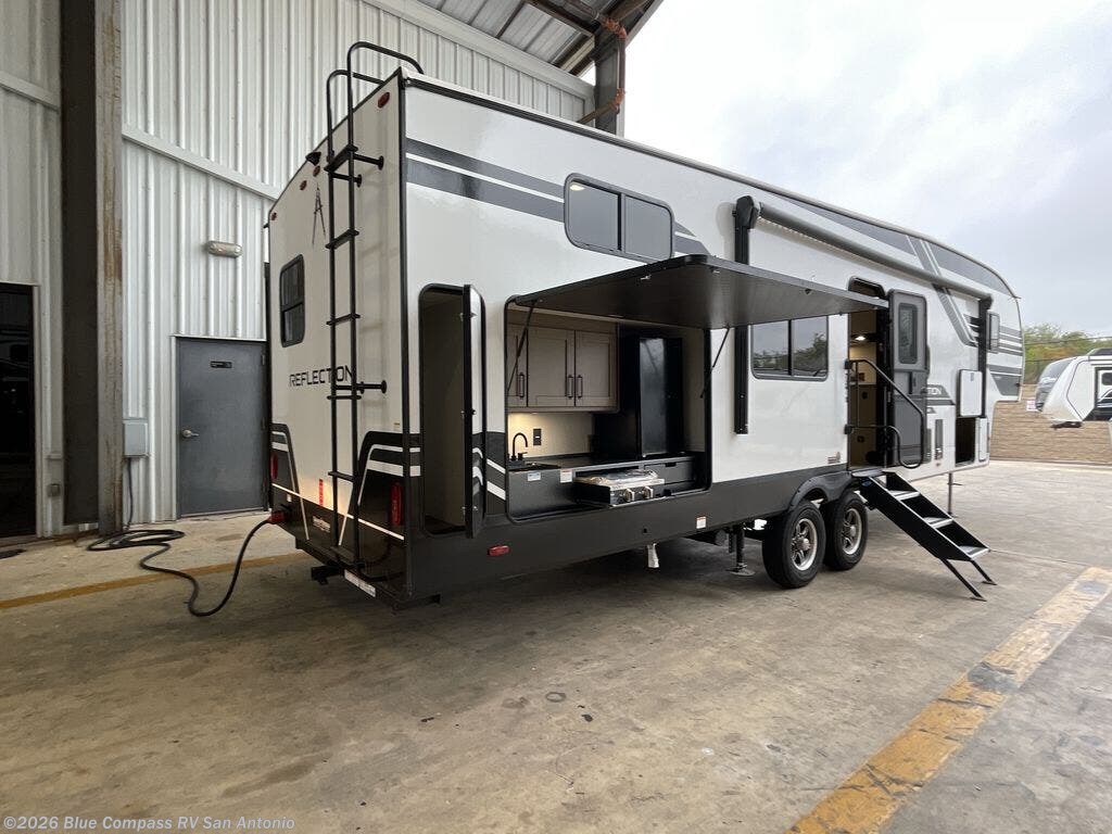 New 2026 Grand Design Reflection 100 Series 32BH available in San Antonio, Texas