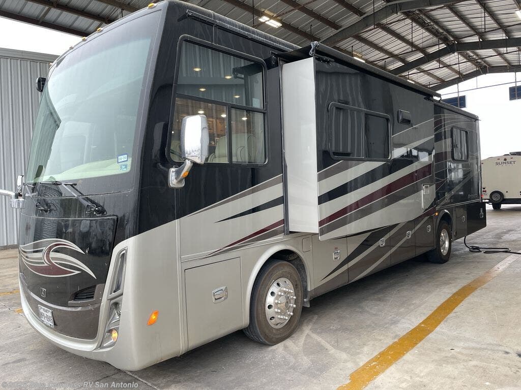 2017 Allegro Breeze 32BR by Tiffin from Blue Compass RV San Antonio in San Antonio, Texas