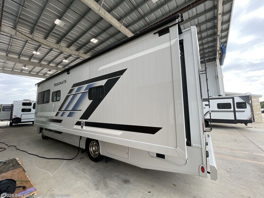 New 2026 Thor Motor Coach Resonate 29D available in San Antonio, Texas