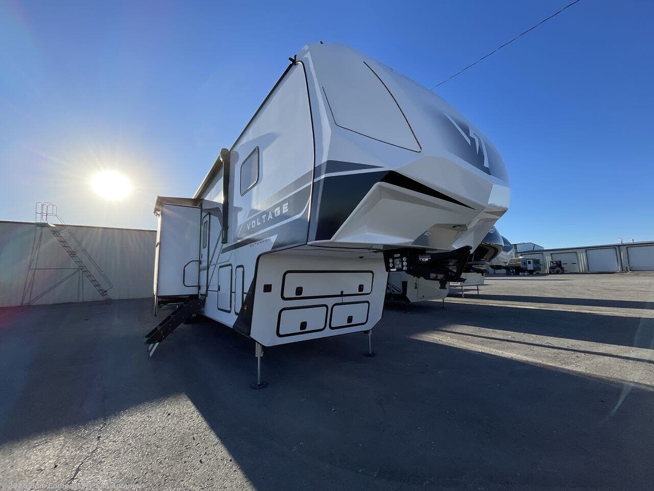 2026 Voltage V-Series 4250 by Dutchmen from Blue Compass RV San Antonio in San Antonio, Texas